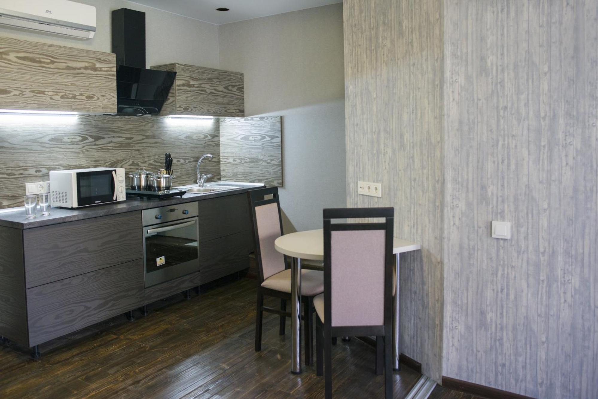 Apart Hotel Kvartira 1 Odessa Kamer foto